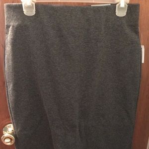 Flattering above knee grey skirt Medium stretch